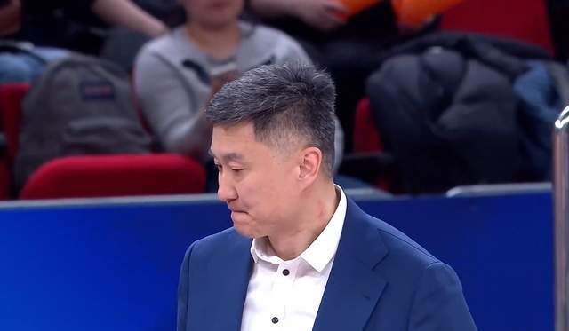 开云体育官方网站-央视直播！好戏来了，徐昕PK杜锋，球迷力挺徐昕报仇，杜锋咋整